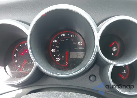 2006 Toyota Matrix Xr z USA, uszkodzony, nr VIN 2T1KR32E66C589949